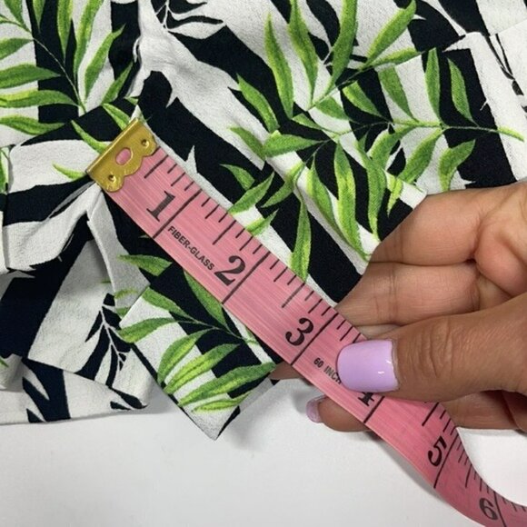 NWT xoxo Stripe & Leaves Print High Rise Paper Bag Style Shorts w Tie Waist S - Picture 11 of 11